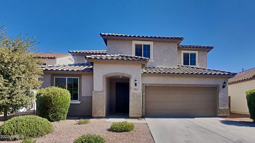 984 W BELMONT RED Trail, San Tan Valley, AZ 85143