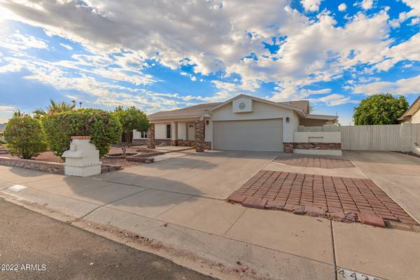 4438 W PARADISE Drive, Glendale, AZ 85304