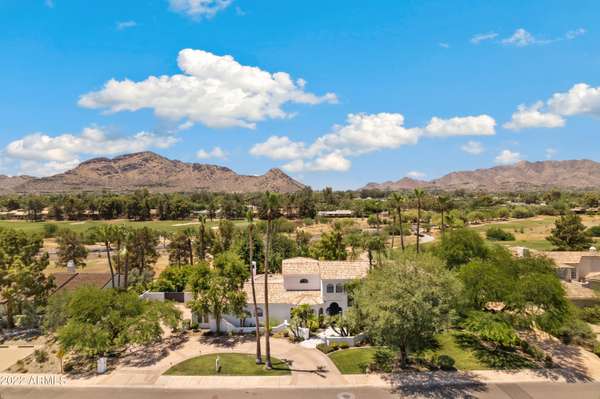 Paradise Valley, AZ 85253,5871 E SANNA Street