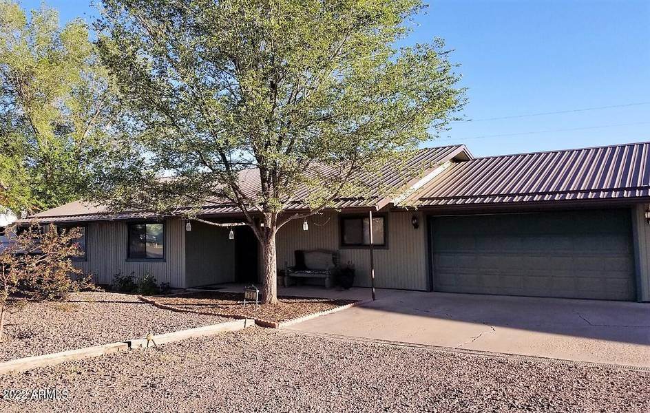 790 E TORI Circle, Springerville, AZ 85938