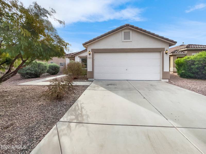 3015 W RED FOX Road, Phoenix, AZ 85083