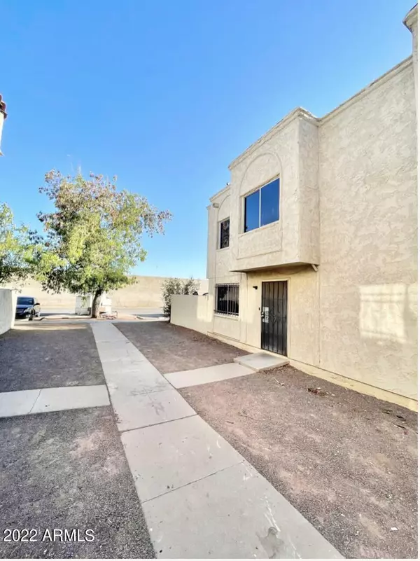 Phoenix, AZ 85043,5414 W BELLEVIEW Street W