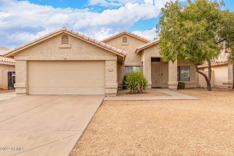 1858 E TREMAINE Avenue, Gilbert, AZ 85234