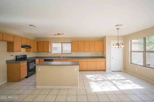 El Mirage, AZ 85335,11823 W WINDROSE Avenue