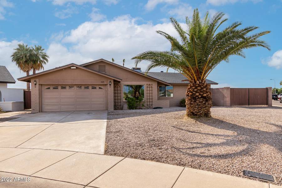 2329 E RIVIERA Drive, Tempe, AZ 85282