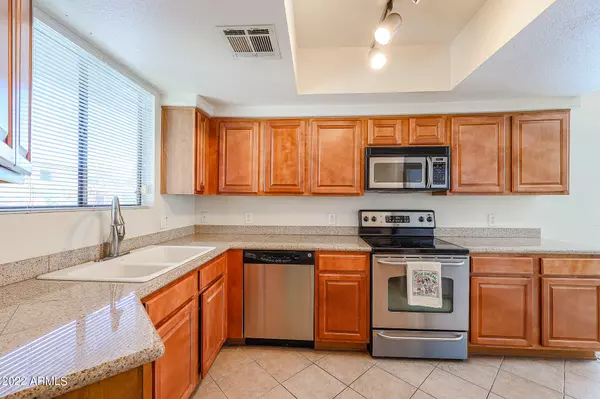 Scottsdale, AZ 85254,4925 E DESERT COVE Avenue #255