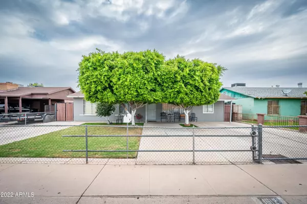 1612 N 49th Avenue, Phoenix, AZ 85035