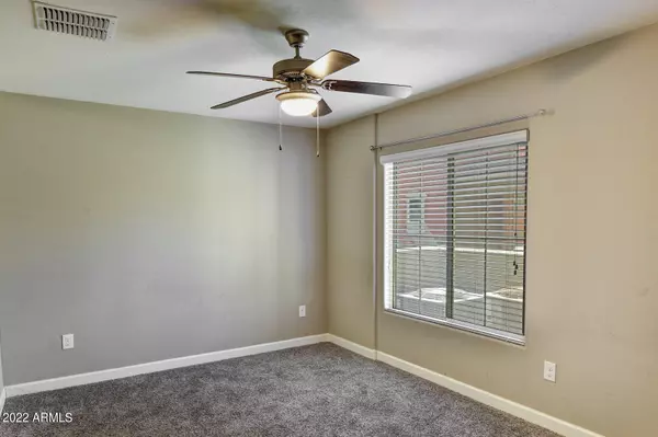 Gilbert, AZ 85233,240 W Juniper Avenue #1120