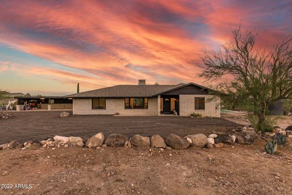 New River, AZ 85087,229 E SABROSA Drive