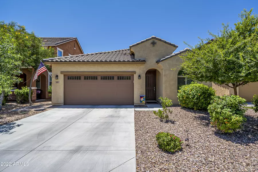 9067 W NICOLET Avenue, Glendale, AZ 85305