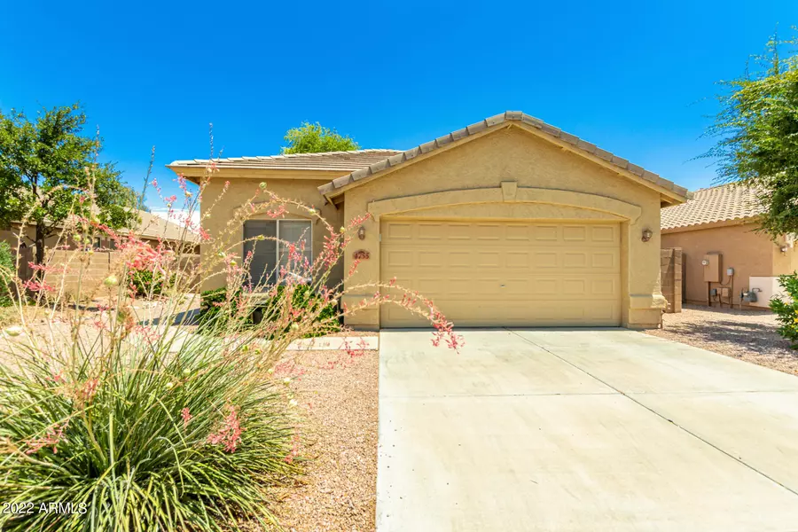 4755 E BELLERIVE Drive, Chandler, AZ 85249