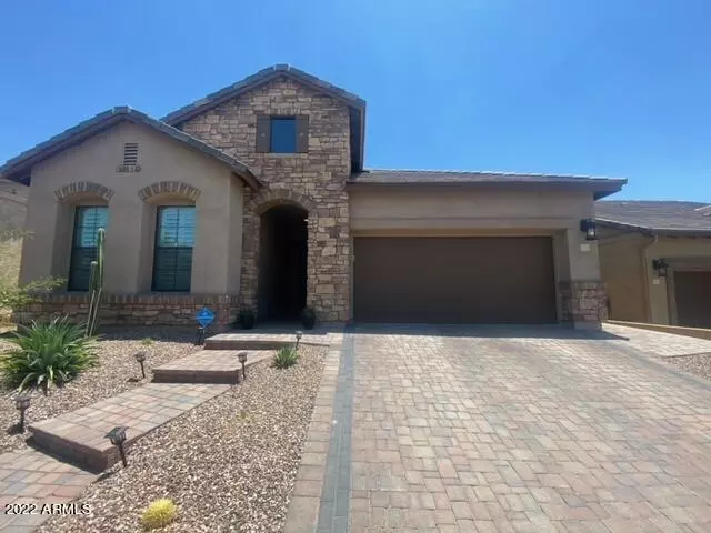 2121 N Red Cliff, Mesa, AZ 85207