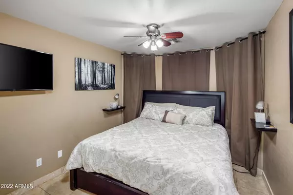 Mesa, AZ 85205,6610 E UNIVERSITY Drive #27