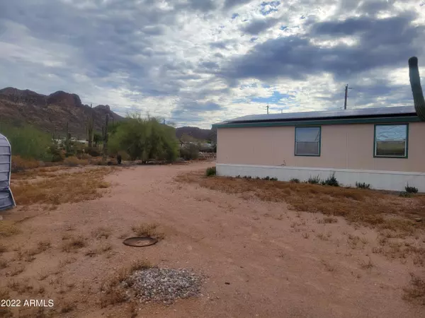 Apache Junction, AZ 85120,2025 W CANYON Street