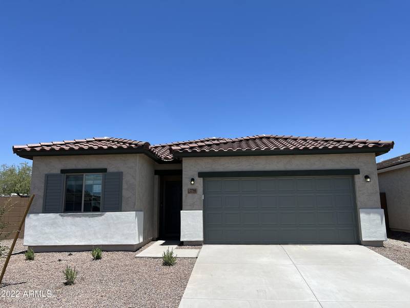 2750 E Behrend Drive, Phoenix, AZ 85050