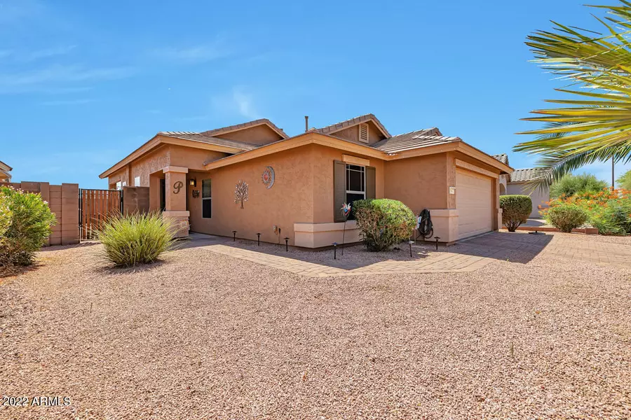 18477 N CANAL Drive, Surprise, AZ 85374