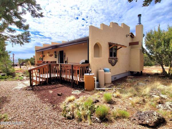 Concho, AZ 85924,26 COUNTY RD 8092 --