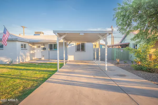 2921 W HIGHLAND Avenue, Phoenix, AZ 85017