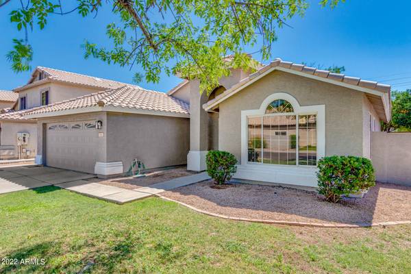 Gilbert, AZ 85233,141 S TIAGO Drive