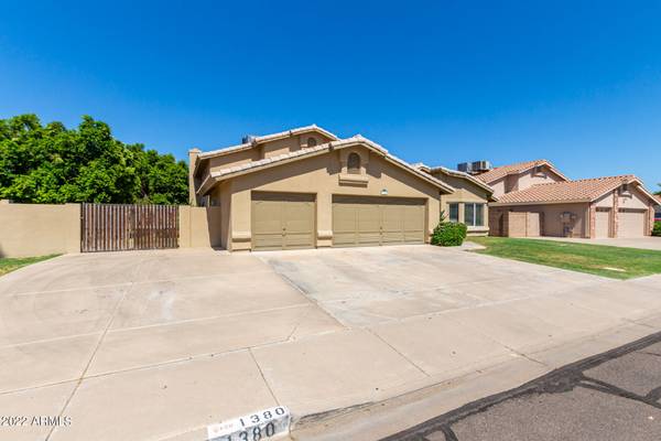 Chandler, AZ 85224,1380 N DESOTO Street