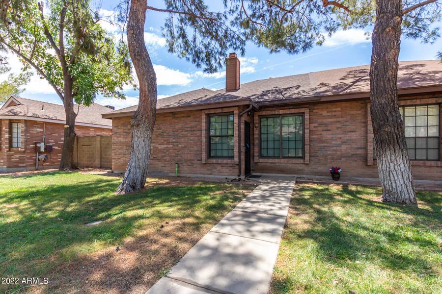 823 E BRUCE Avenue, Gilbert, AZ 85234