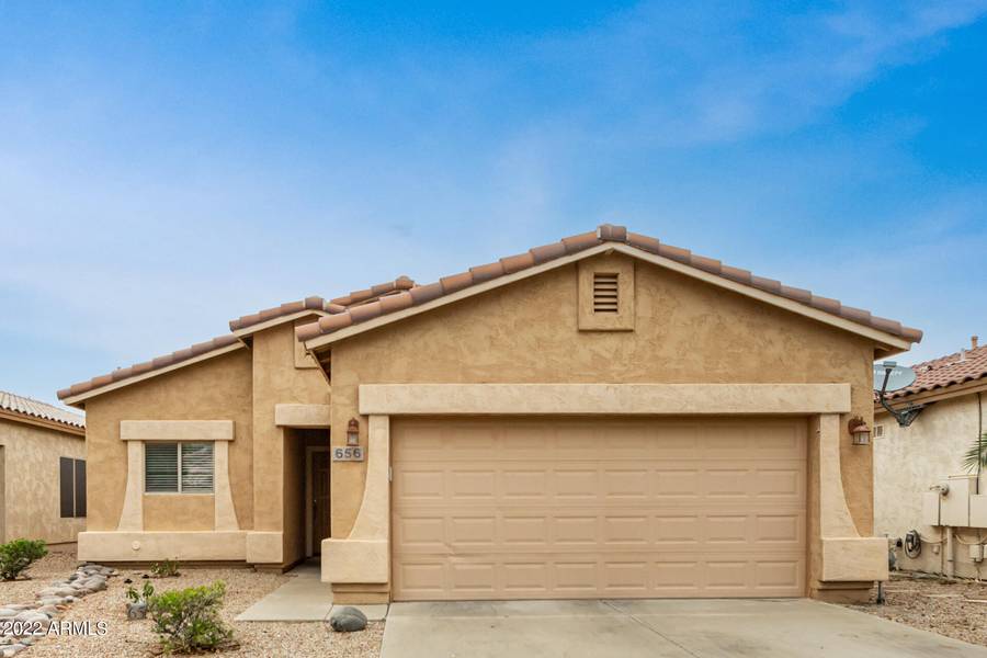 656 E SOLITUDE Trail, San Tan Valley, AZ 85143