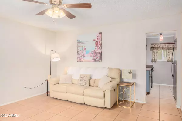 Mesa, AZ 85204,832 E DOLPHIN Avenue