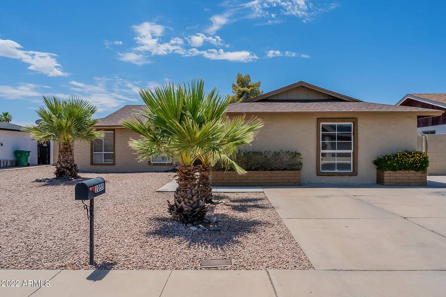 1055 E HAMPTON Avenue, Mesa, AZ 85204