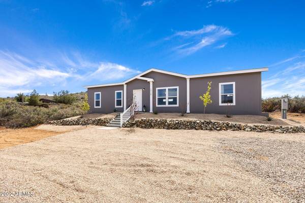 Mayer, AZ 86333,10728 S YUCCA Drive