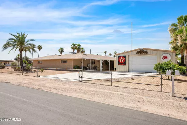 Apache Junction, AZ 85120,10559 E BOULDER Drive