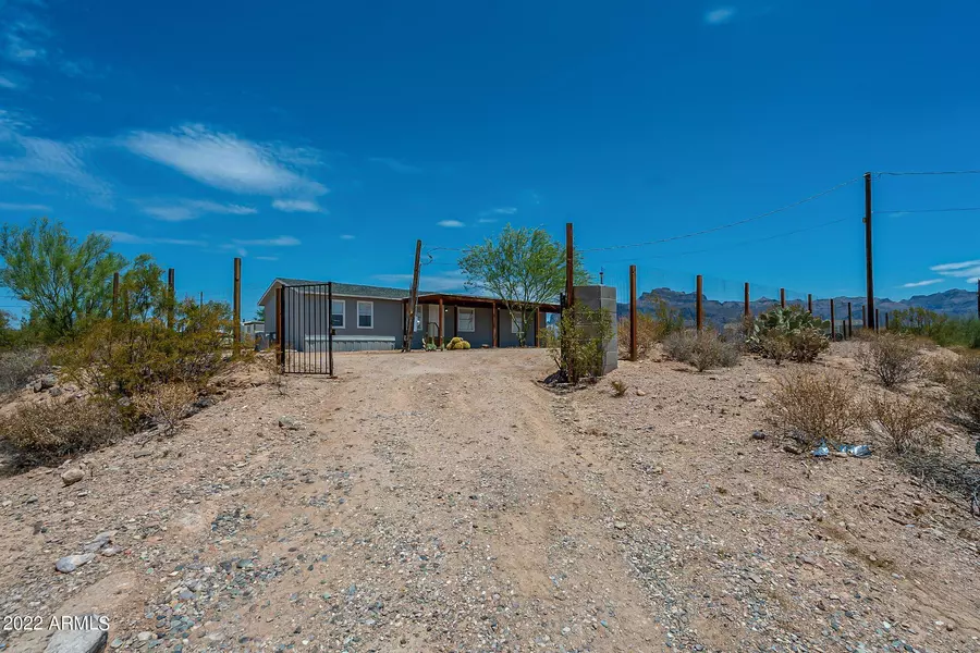 2166 E 12TH Avenue, Apache Junction, AZ 85119