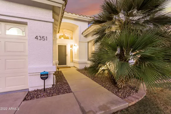 Phoenix, AZ 85018,4351 N 32ND Place