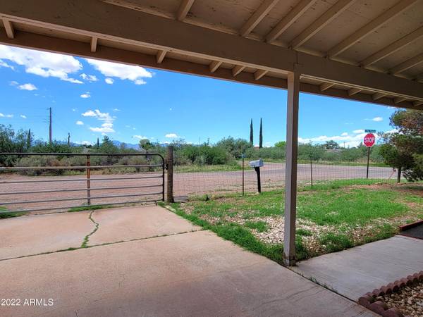 Huachuca City, AZ 85616,87 E VIA PLATINO --