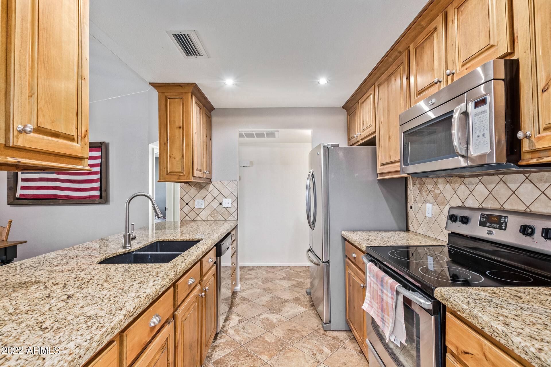 6403 W PARADISE Lane, Glendale, AZ 85306