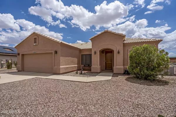 9440 W DEBBIE Place, Arizona City, AZ 85123