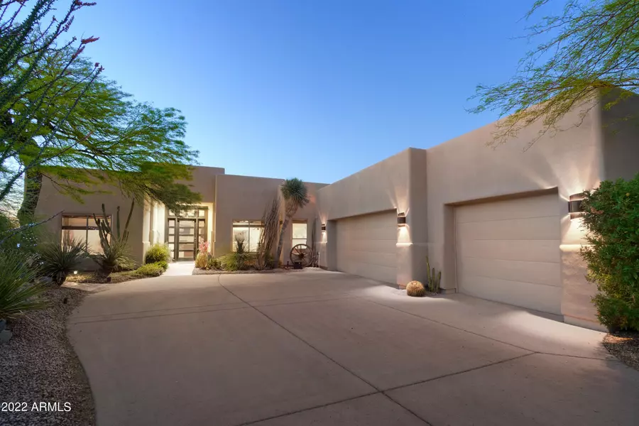 11386 E WHITETHORN Drive, Scottsdale, AZ 85262