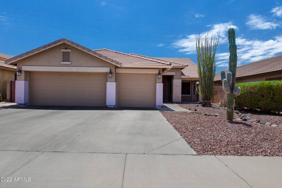 3473 S JOSHUA TREE Lane, Gilbert, AZ 85297