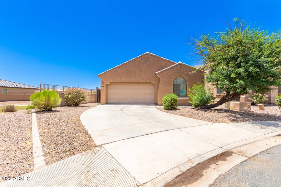 1003 W KACHINA Drive, Coolidge, AZ 85128