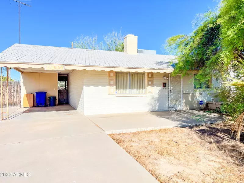 2117 S Los Feliz Drive, Tempe, AZ 85282