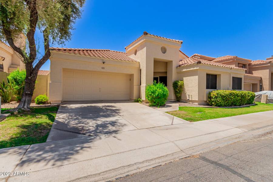 33 W GREENTREE Drive, Tempe, AZ 85284