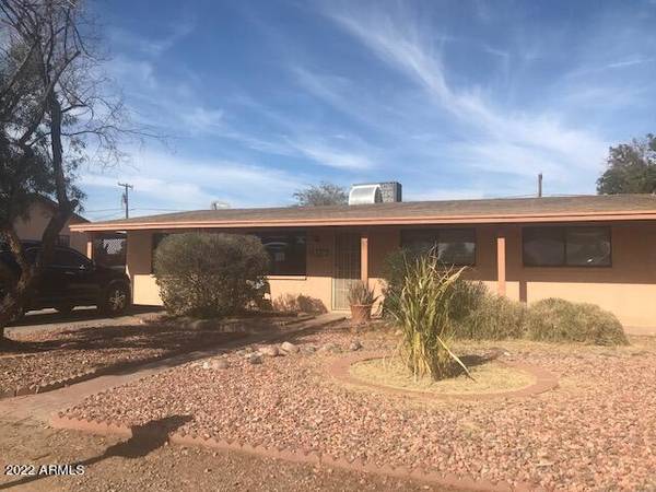 Eloy, AZ 85131,406 W 11TH Street