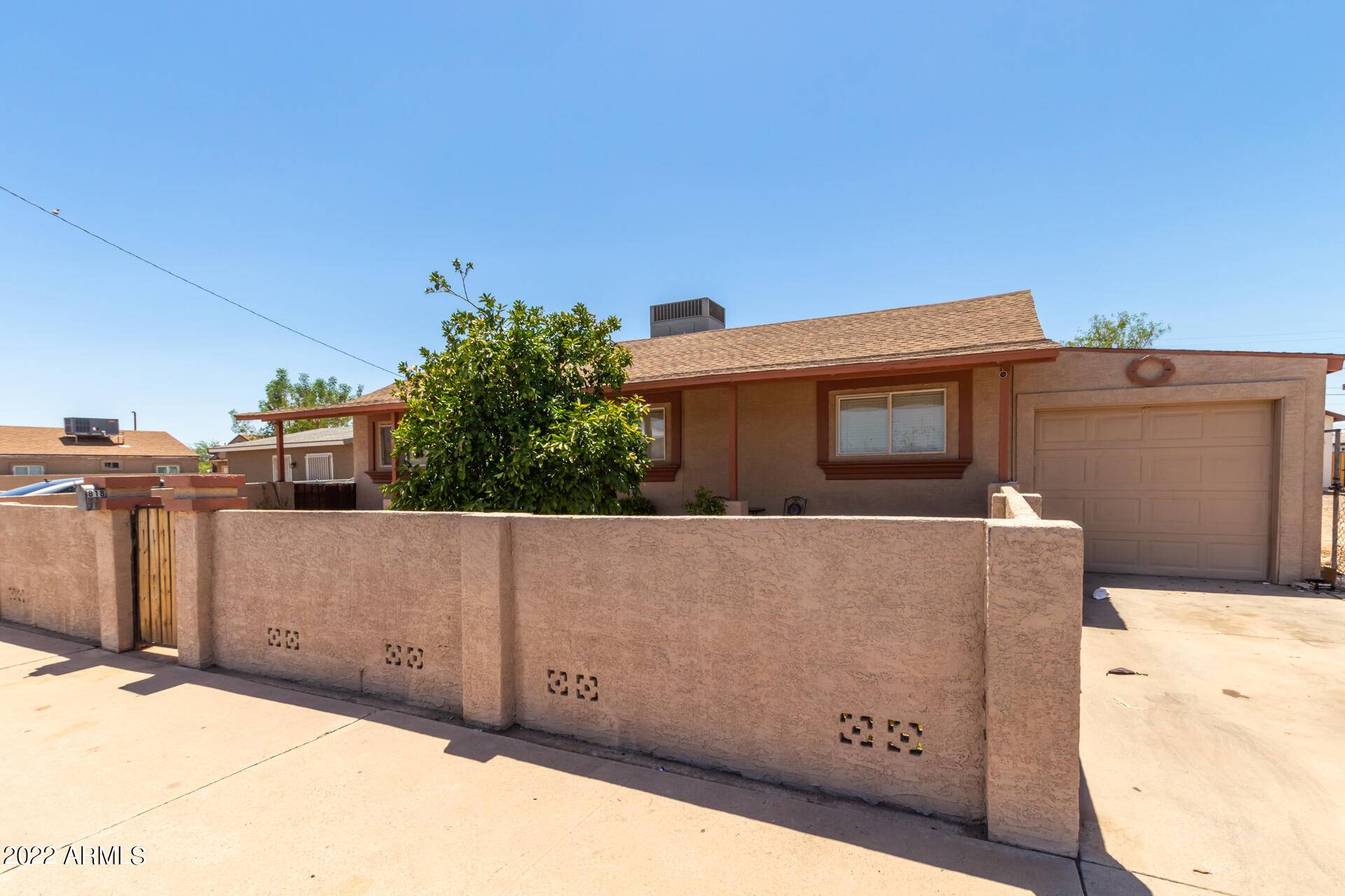 Phoenix, AZ 85009,818 S 30TH Avenue