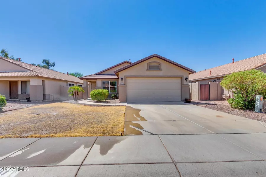 8187 W CLARA Lane, Peoria, AZ 85382