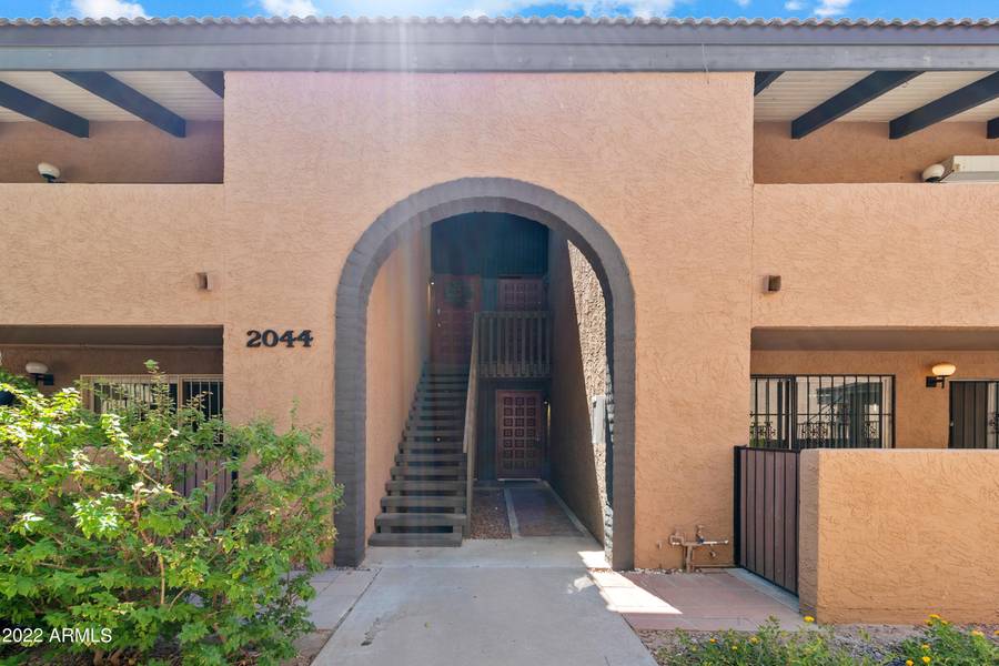 2044 S RURAL Road #B, Tempe, AZ 85282