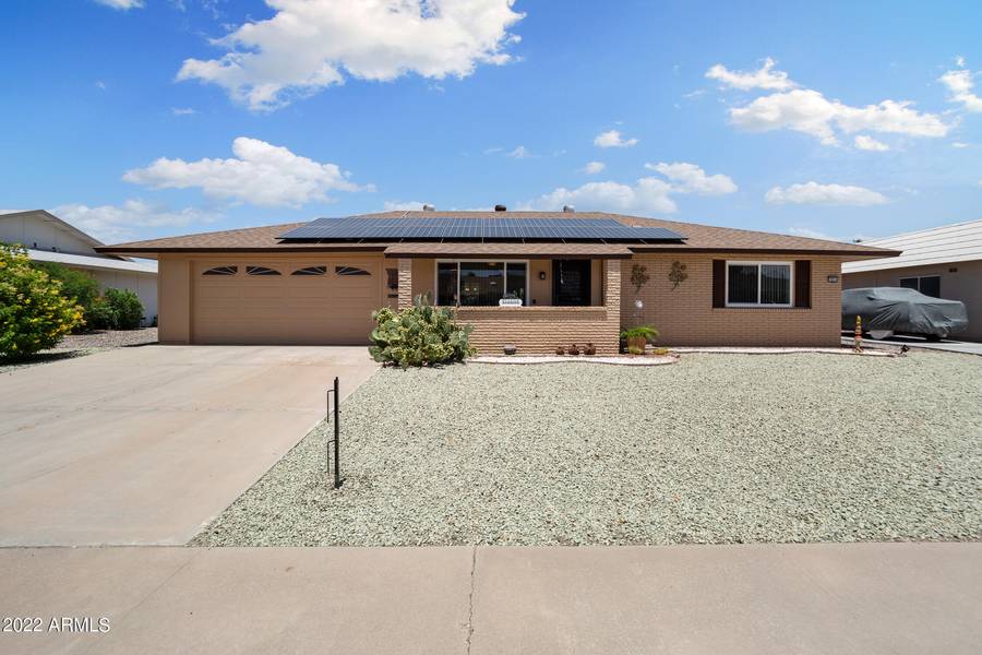 10016 W COGGINS Drive, Sun City, AZ 85351