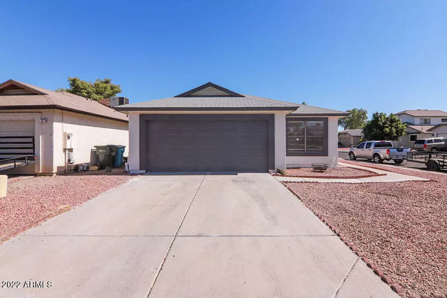 8821 W FAIRMOUNT Avenue, Phoenix, AZ 85037