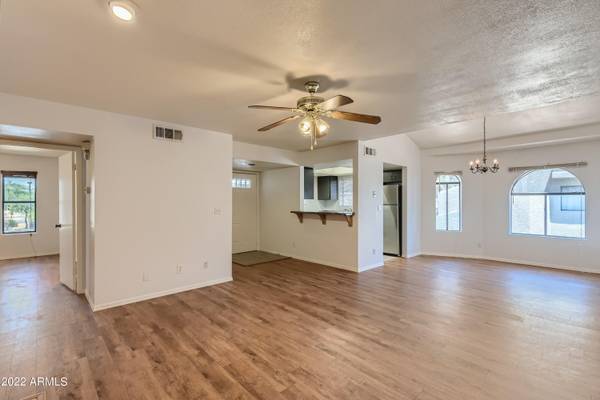 Tempe, AZ 85281,850 S RIVER Drive #2073