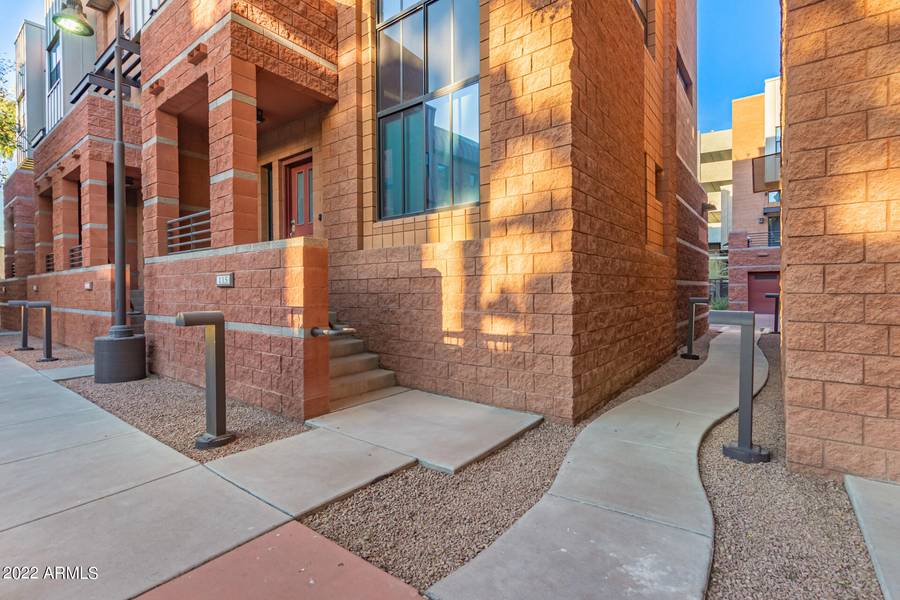 330 S FARMER Avenue #115, Tempe, AZ 85281