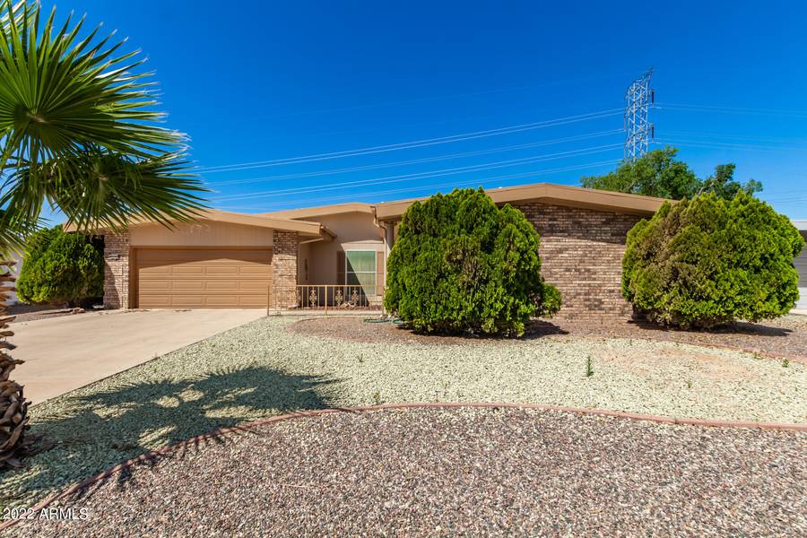 11153 W PALMERAS Drive, Sun City, AZ 85373