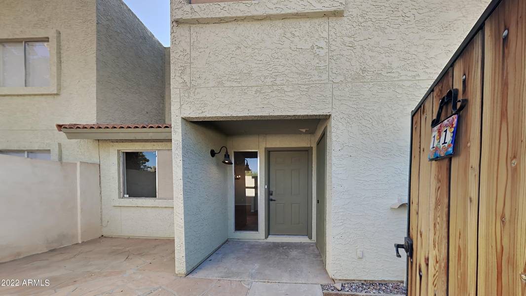 222 W BROWN Road #11, Mesa, AZ 85201